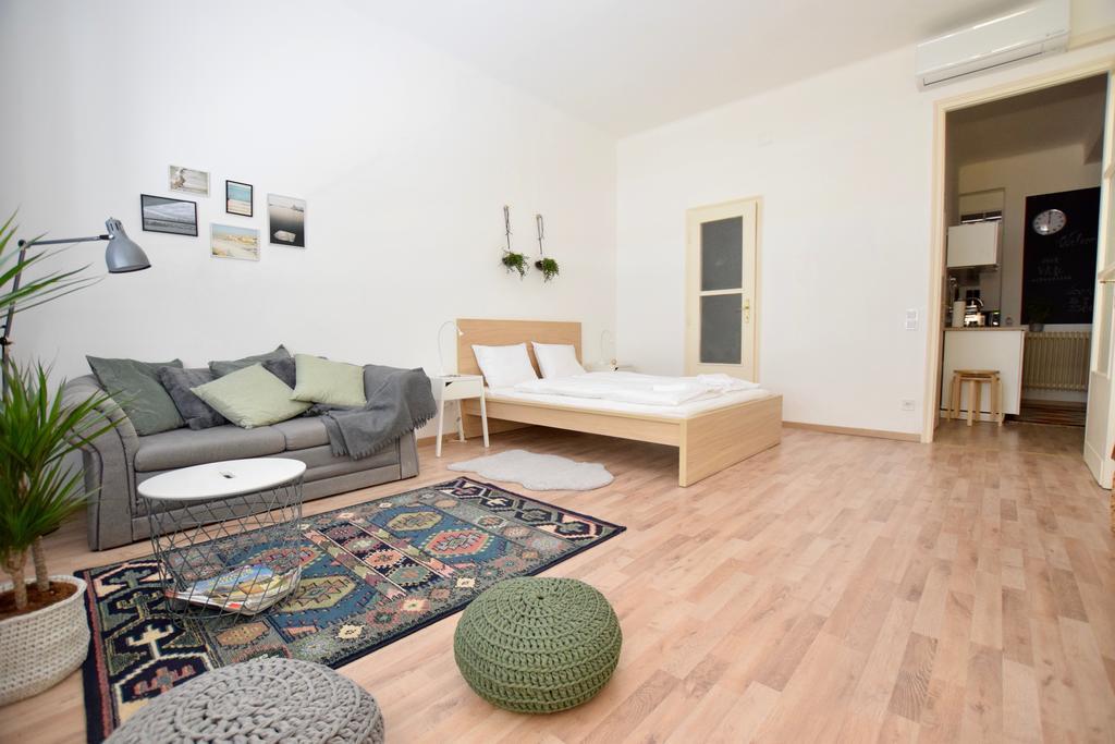 Apartment Standard By Hi5 - Fejer Gyorgy St *